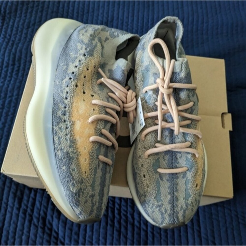 Adidas Yeezy Boost 380 Mist Men 9 FX9764 new in box 122025